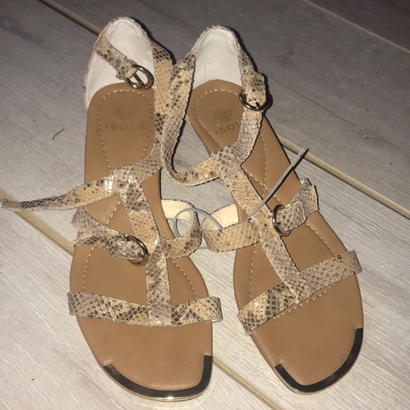 isola genesis sandal